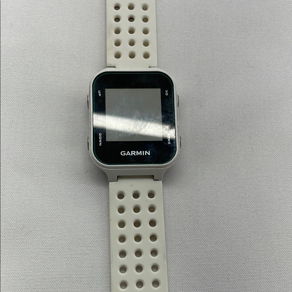 Garmin White Smartwatch with Breathable Band